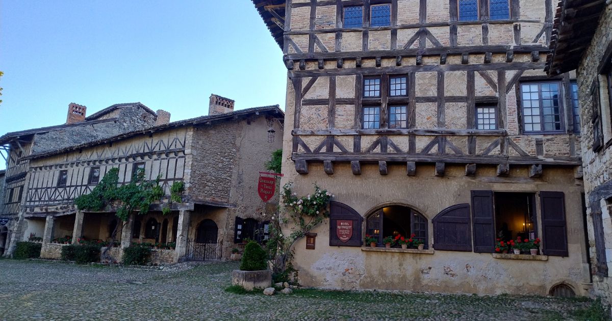 Mistakes Landlords and Rental Providers Make That VCAT Won't Forgive